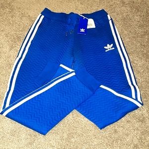 ADIDAS NWT Originals Chevron-Quilted Fleece Jogger. Women's XS. Royal Blue.